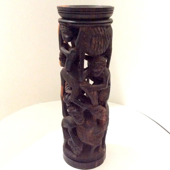 Unique handcrafted African Blackwood carving - Picture 7 of 16
